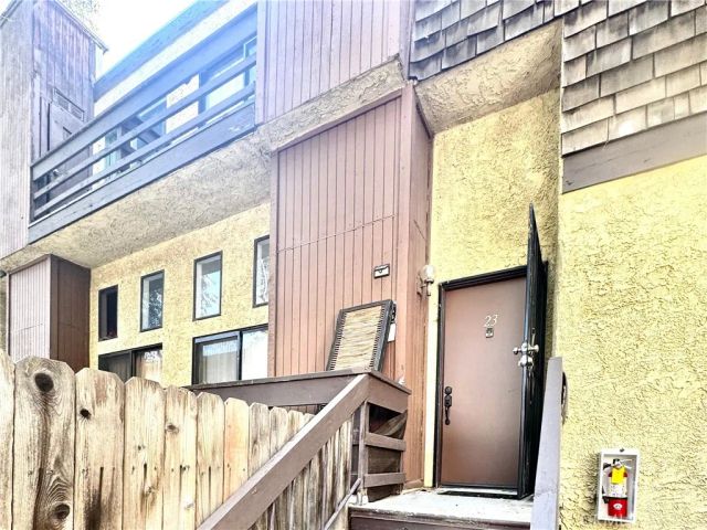 9131 Burnet Ave 23, North Hills, CA 91343