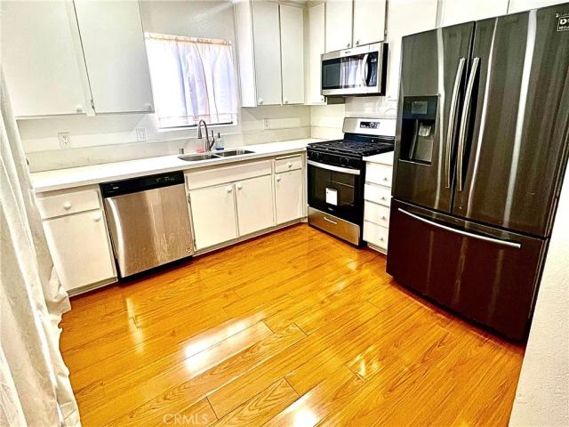 9131 Burnet Ave 23, North Hills, CA 91343