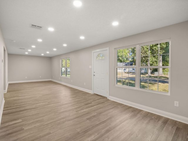 810 Wisteria, Deridder, LA 70634