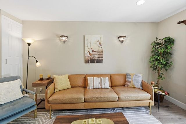 3161 Calle Osuna, Oceanside, CA 92056