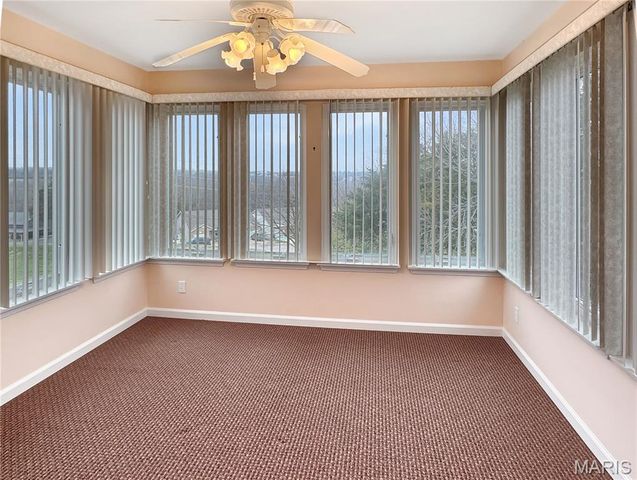 1816 Kaleb Court, Washington, MO 63090