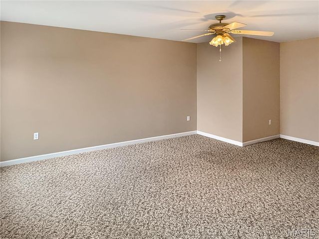 1816 Kaleb Court, Washington, MO 63090