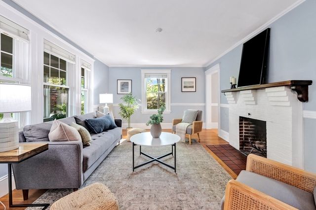177 Mt. Vernon, Arlington, MA 02476
