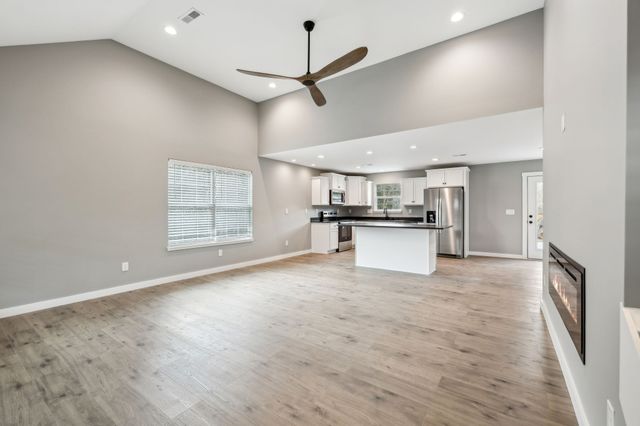145 Alice Preston Loop, Gordonsville, TN 38563