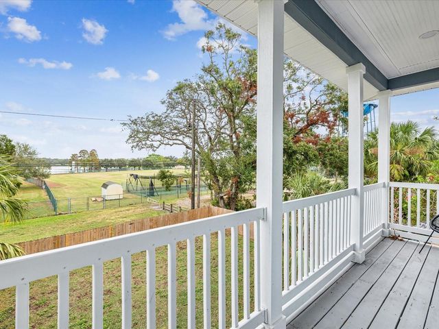 605 12TH AVENUE N, St Petersburg, FL 33701