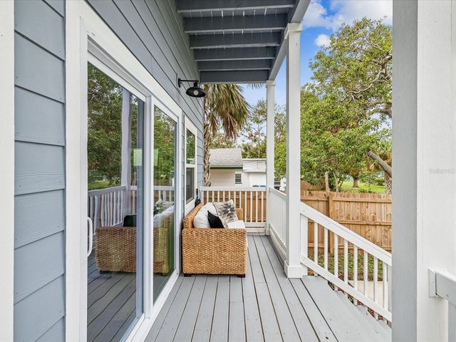 605 12TH AVENUE N, St Petersburg, FL 33701