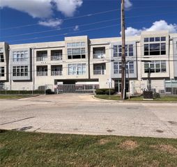 207 Pierce Street 206, Houston, TX 77002