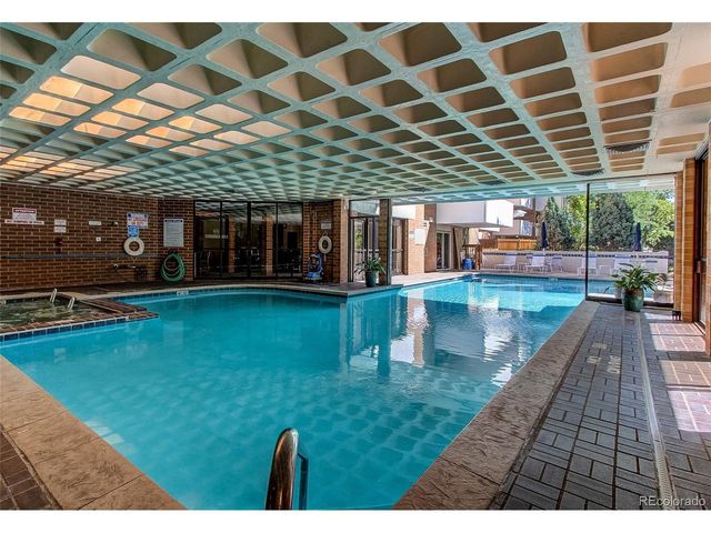 2880 S Locust St 701S, Denver, CO 80222
