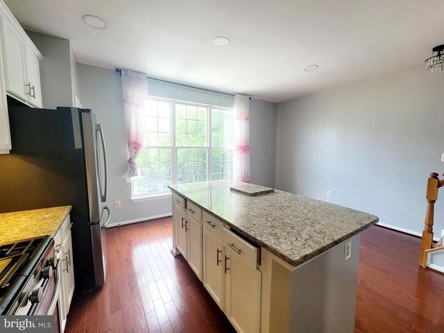 6962 BANCHORY CT, Alexandria, VA 22315