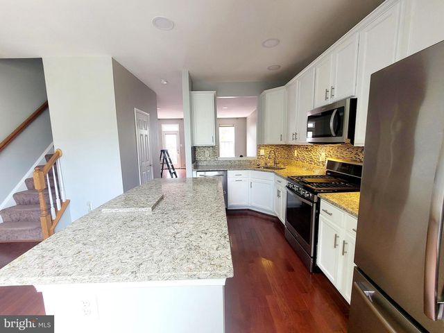 6962 BANCHORY CT, Alexandria, VA 22315