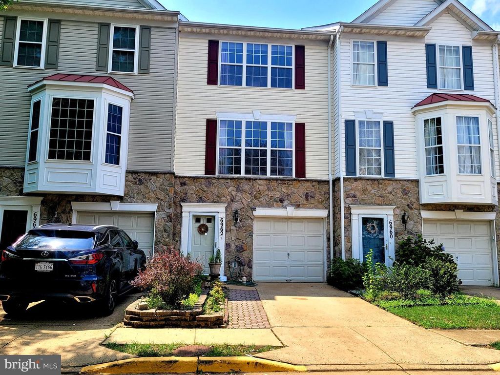 6962 BANCHORY CT, Alexandria, VA 22315