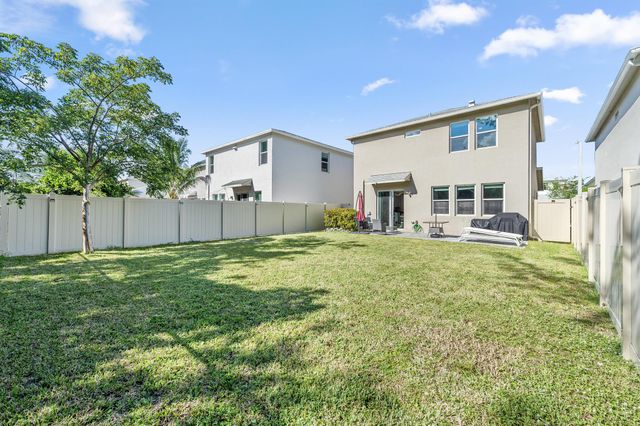 1817 Lake Cove Drive, Lake Worth Beach, FL 33460