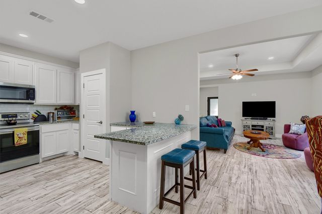 3101 S College Boulevard, Denison, TX 75020