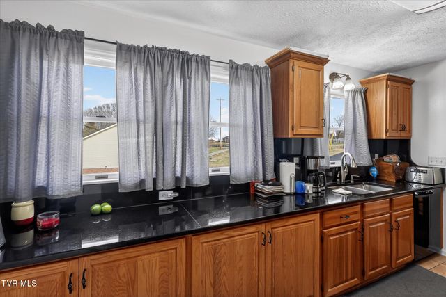 300 Poplar Grove Road, Kingsport, TN 37664