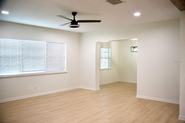 4636 W BAY COURT AVENUE, Tampa, FL 33611