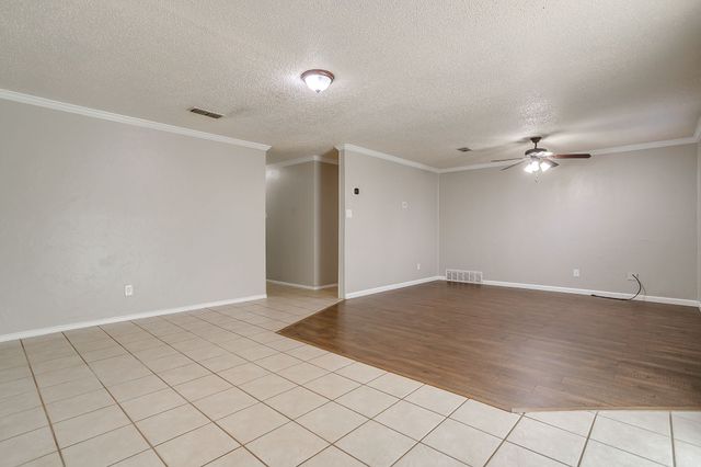 521 Nathan Street, Burleson, TX 76028