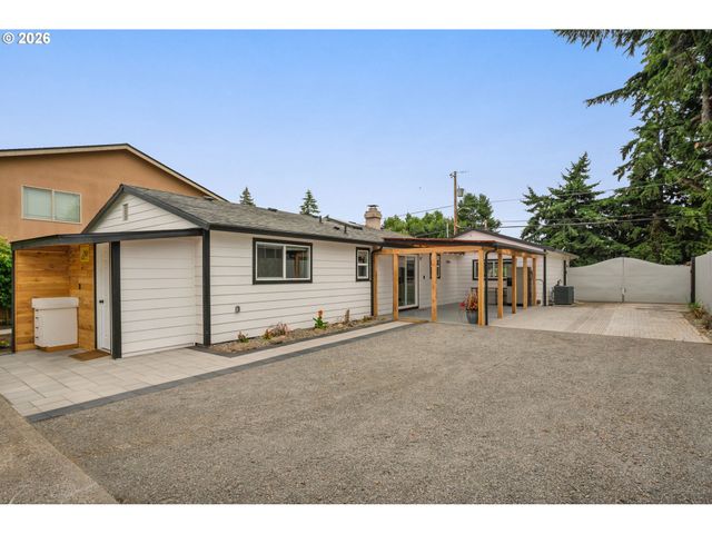 7603 Se FLAVEL St, Portland, OR 97206
