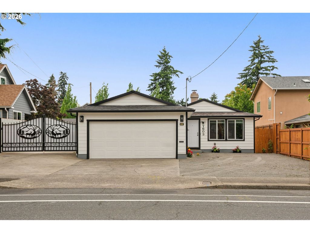 7603 Se FLAVEL St, Portland, OR 97206
