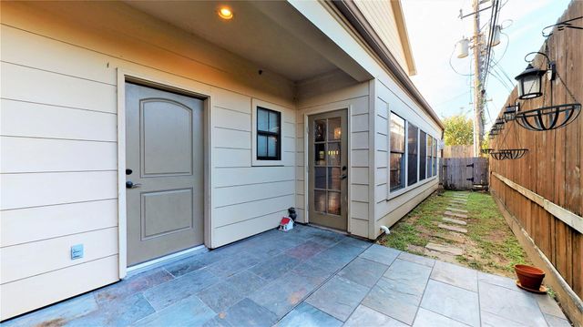 4708 Ingersoll Street A, Houston, TX 77027