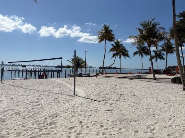 650 NE 64 G608, Miami, FL 33138