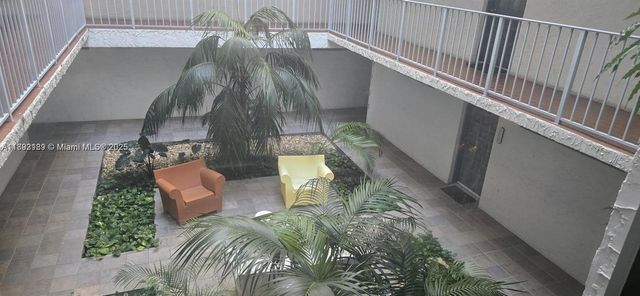 650 NE 64 G608, Miami, FL 33138