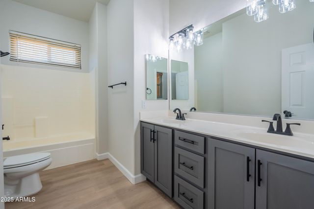 3879 E GEMINI Place, Chandler, AZ 85249