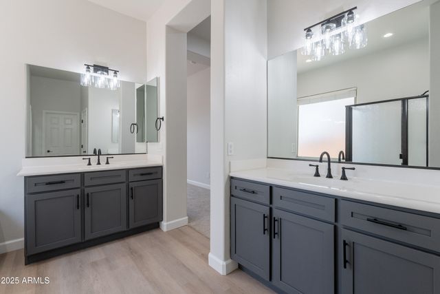 3879 E GEMINI Place, Chandler, AZ 85249