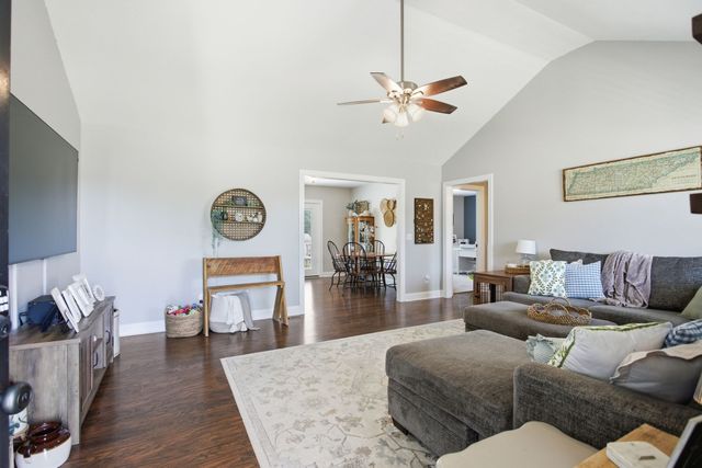 133 Sun Rise Rdg, Pulaski, TN 38478