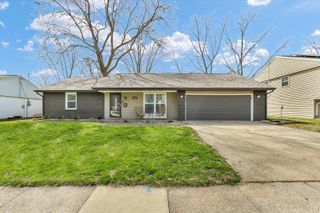 1515 S Curtiss Drive, Urbana, IL 61802