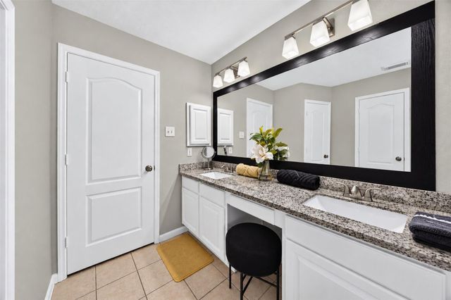 11235 Stoney Meadow Drive, Houston, TX 77095