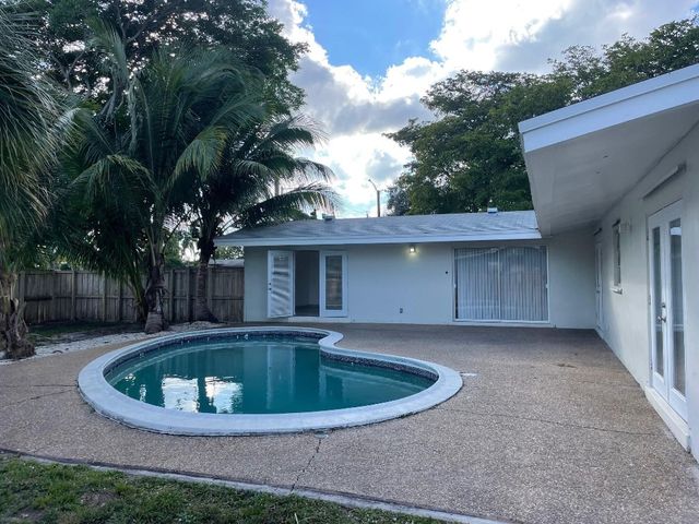 901 N 46th Avenue, Hollywood, FL 33021