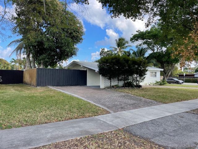 901 N 46th Avenue, Hollywood, FL 33021