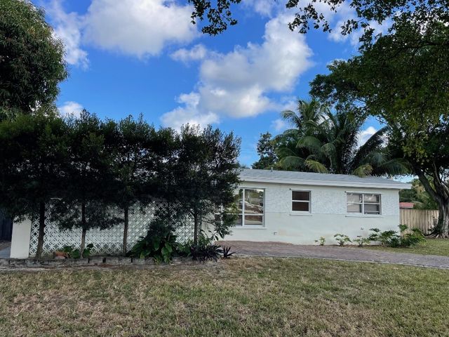 901 N 46th Avenue, Hollywood, FL 33021