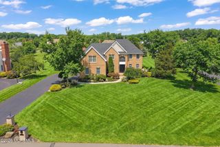 14 Barnyard Court, Plainsboro, NJ 08536