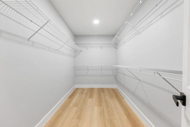 1328 Green Briar Drive, Huntsville, TX 77340