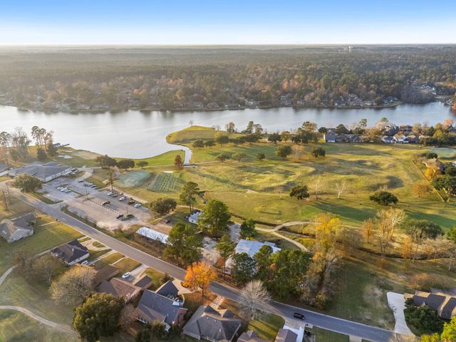 1328 Green Briar Drive, Huntsville, TX 77340