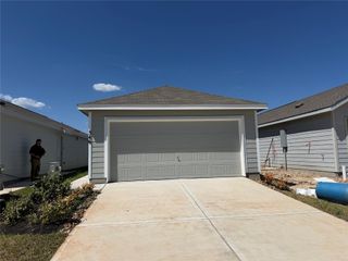 346 Lucia, Cleveland, TX 77327