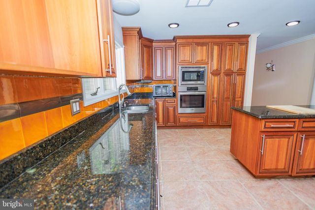 619 SUN HAVEN DR, Clayton, NJ 08312