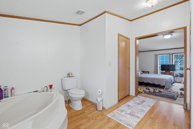 3336 Fall Valley Drive, Columbus, IN 47203