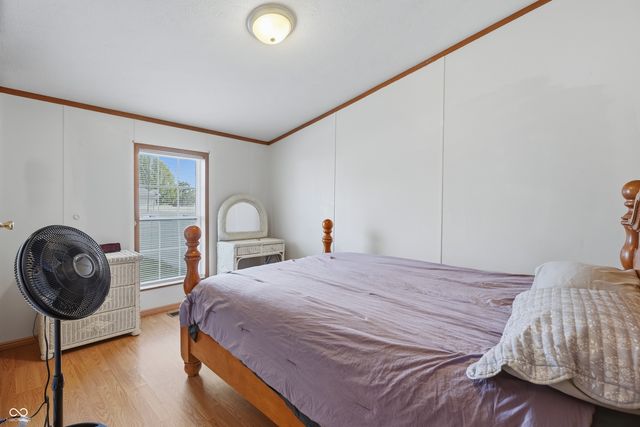 3336 Fall Valley Drive, Columbus, IN 47203