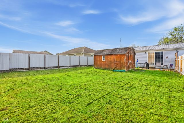 3336 Fall Valley Drive, Columbus, IN 47203