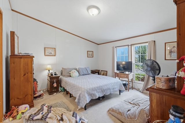 3336 Fall Valley Drive, Columbus, IN 47203