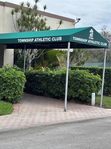 3023 NW 48th Avenue 3023, Coconut Creek, FL 33063