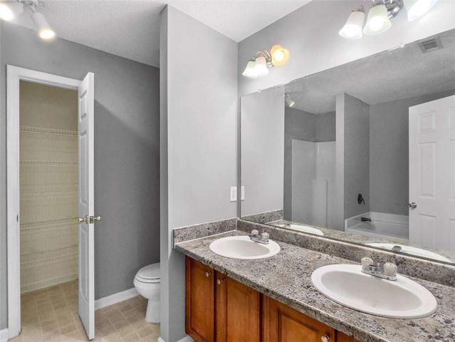 5195 Lincoln Drive, Fairburn, GA 30213