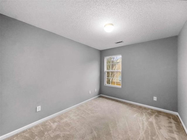 5195 Lincoln Drive, Fairburn, GA 30213