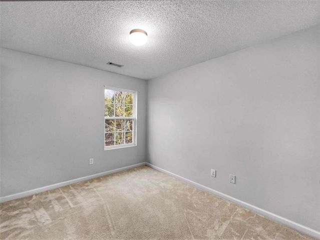 5195 Lincoln Drive, Fairburn, GA 30213