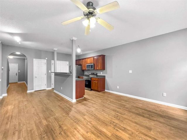 5195 Lincoln Drive, Fairburn, GA 30213