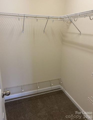 10020 Kings Parade Boulevard, Charlotte, NC 28273