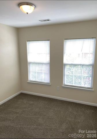 10020 Kings Parade Boulevard, Charlotte, NC 28273