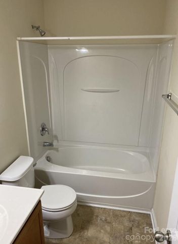 10020 Kings Parade Boulevard, Charlotte, NC 28273